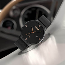 Laden Sie das Bild in den Galerie-Viewer, 9164C | Quarz-Herrenuhr | Mesh-Armband