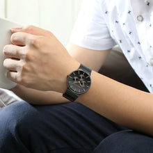 Load image into Gallery viewer, 0047M | Quartz Men Watch | Mesh Band