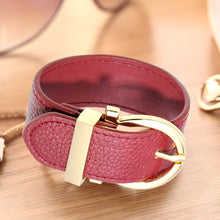 Load image into Gallery viewer, HPOLW Frauen Armband,Leder verstellbar Metallring Design Handgelenk Armband Wein Rot Armreif Armband Modeschmuck Geschenk für Frauen