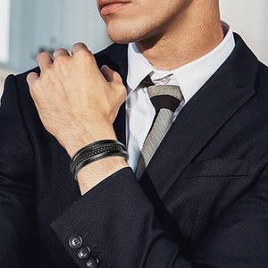 HPOLW Herren Armbänder,Echtes Leder geflochtenes Armband für Männer Schwarz Edelstahlverschluss Personalisierte Armbänder Mode Schmuck Accessoires Tolles Geschenk für Männer