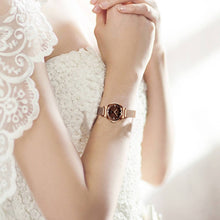 Load image into Gallery viewer, 8024C | Quartz Women Watch | Mesh Band