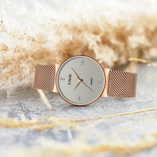 Laden Sie das Bild in den Galerie-Viewer, 8068C | Quarzuhr für Damen | Mesh-Armband