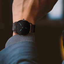 Laden Sie das Bild in den Galerie-Viewer, 8085C | Quarz-Herrenuhr | Lederarmband